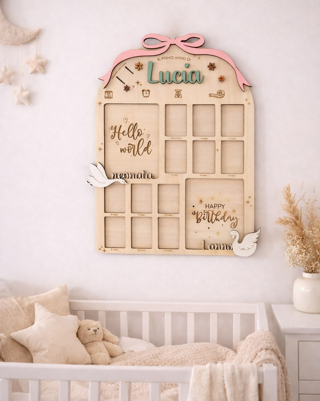 Il Primo Giro del Sole milestone board primo anno in legno personalizzata bambina appesa in cameretta